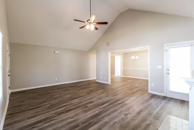 Foto del edificio - 75 Shadowbrooke Cir SW