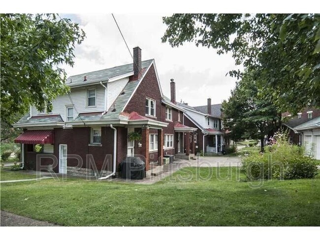 Foto del edificio - 105 N Meadowcroft Ave
