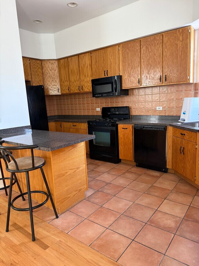 Foto del edificio - 3259 W North Ave