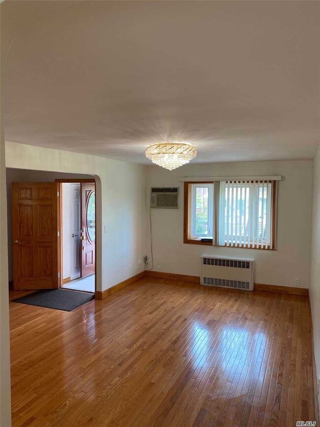 Foto del edificio - 150-58-150-78 78th Rd