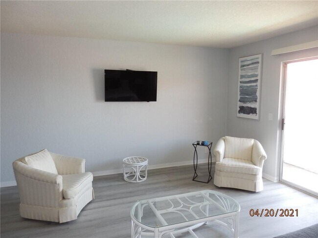 Foto del edificio - 14428 Compass St