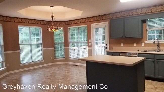 Building Photo - 4 br, 2 bath House - 6725 Triton Circle