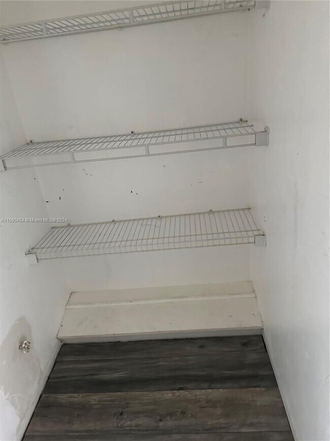 Foto del edificio - 20200 NE 27th Ct