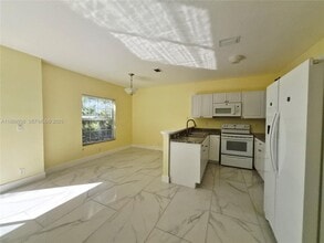 Building Photo - 1209 NW 27th Ave