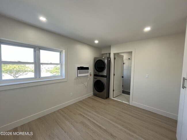 Foto del edificio - 1217 Ocean Ave N