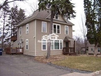 Building Photo - 2405 1st Ave E
