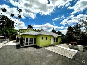 Building Photo - 607 N El Molino Ave