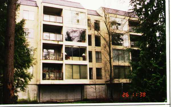 Building Photo - St. Moritz