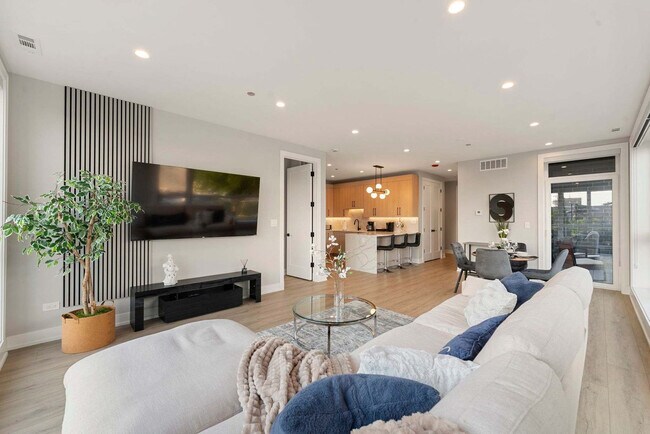 Foto del edificio - 2344 W Polk St