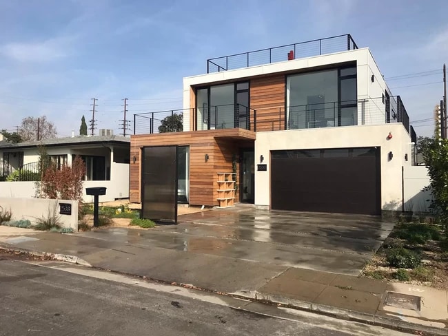 Building Photo - 2538 Tilden Ave
