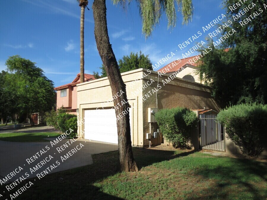 Foto principal - 5965 W Oakland St