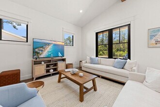 Building Photo - 783 Indian Woman Rd