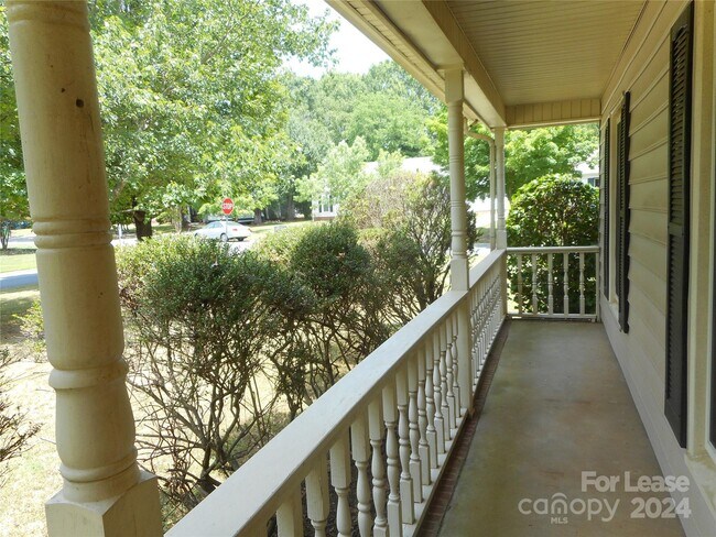 Foto del edificio - 11734 Fernhurst Ln