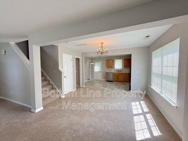 Foto del edificio - 1320 Ben Livingston Rd