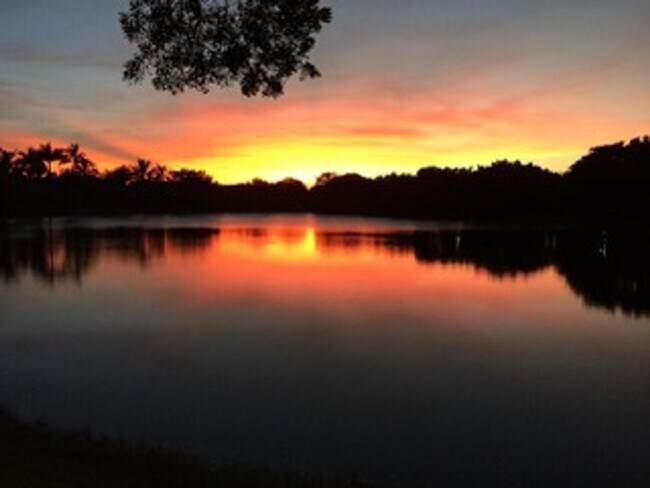Building Photo - ** FIDDLER'S CREEK PRIVATE POOL HOME AVAIL...