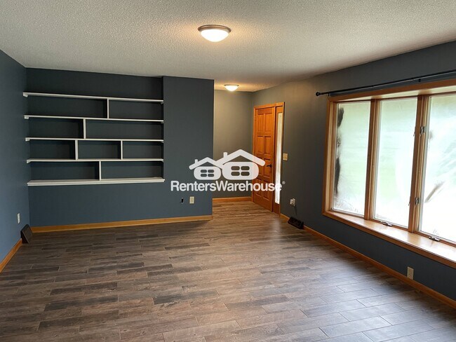 Foto del edificio - 26453 Trout Ave S