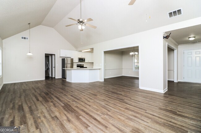 Building Photo - 40 Berkshire Trce