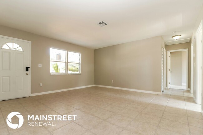 Foto del edificio - 9537 Groveland St