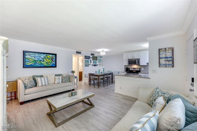 Building Photo - 766 Central Ave