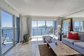 Foto del edificio - 770 NE 69th St