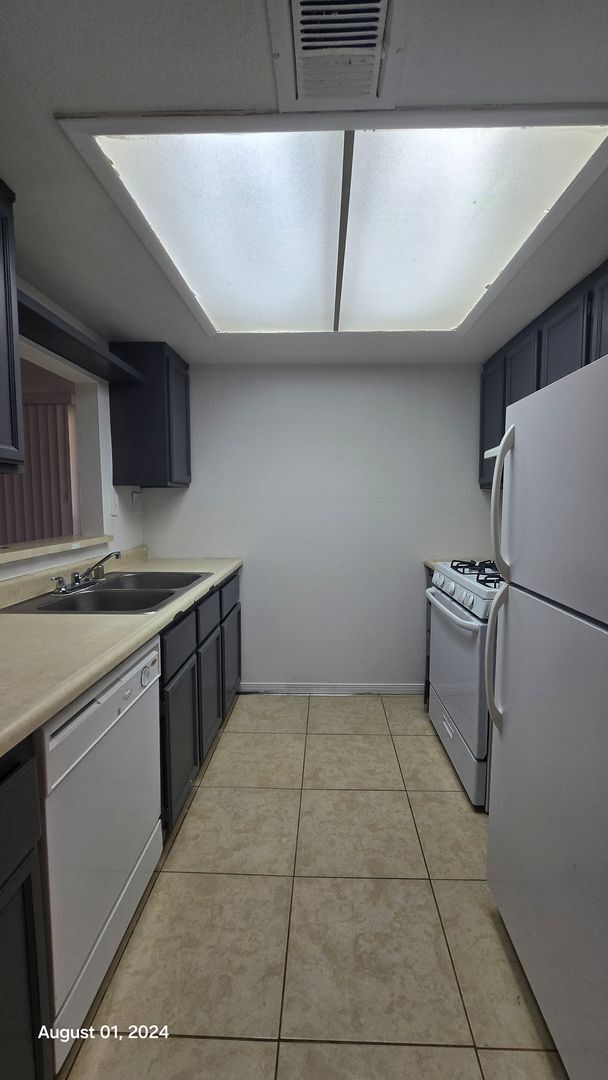 Foto del edificio - 2883 Wheelwright Dr