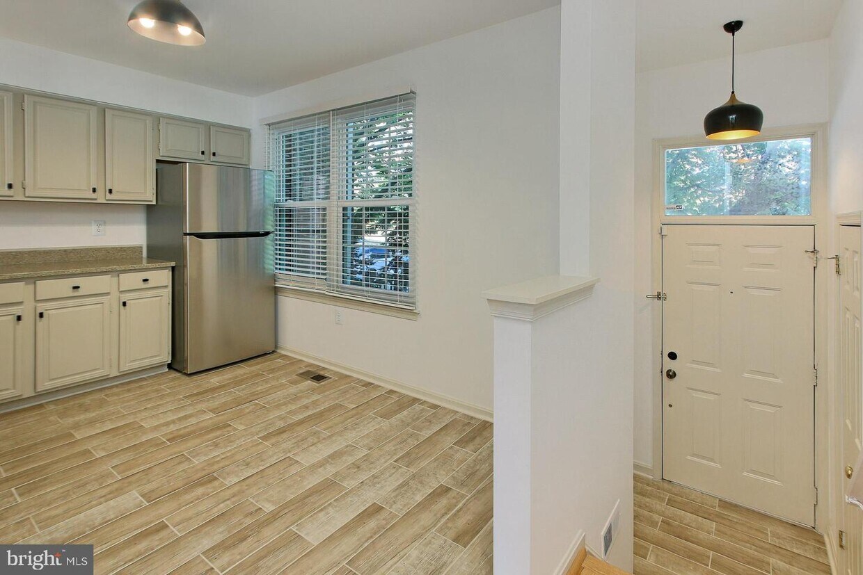 Foto principal - 2101 Dominion Heights Ct