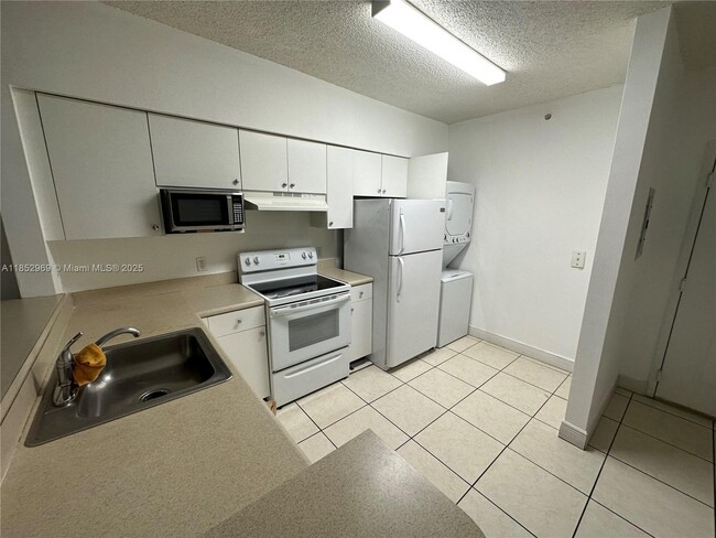 Foto del edificio - 5099 NW 7th St
