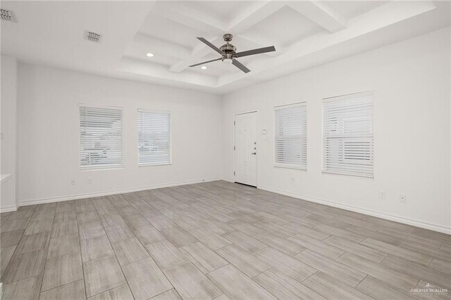 Foto del edificio - 913 W Kohala Ave