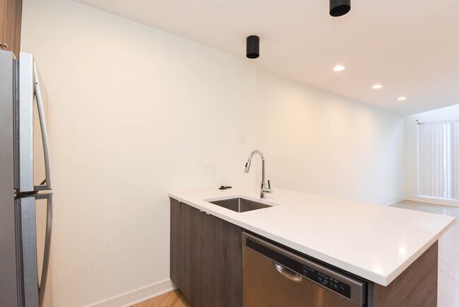 Foto del edificio - 853 W Grace St