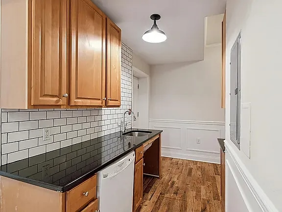 Building Photo - 1723 Master St