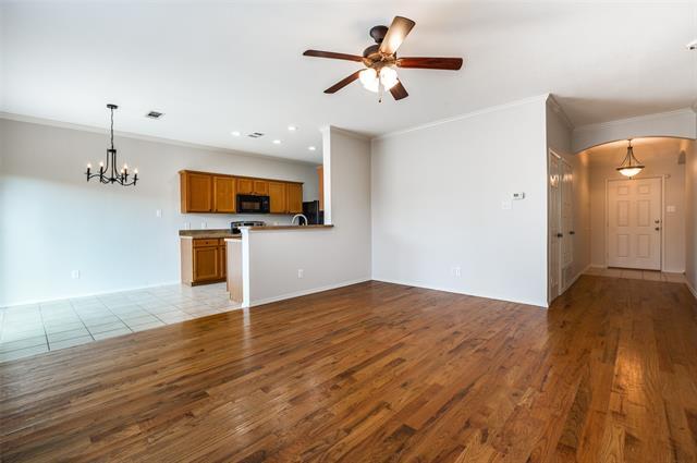 Building Photo - 371 Basswood Ln