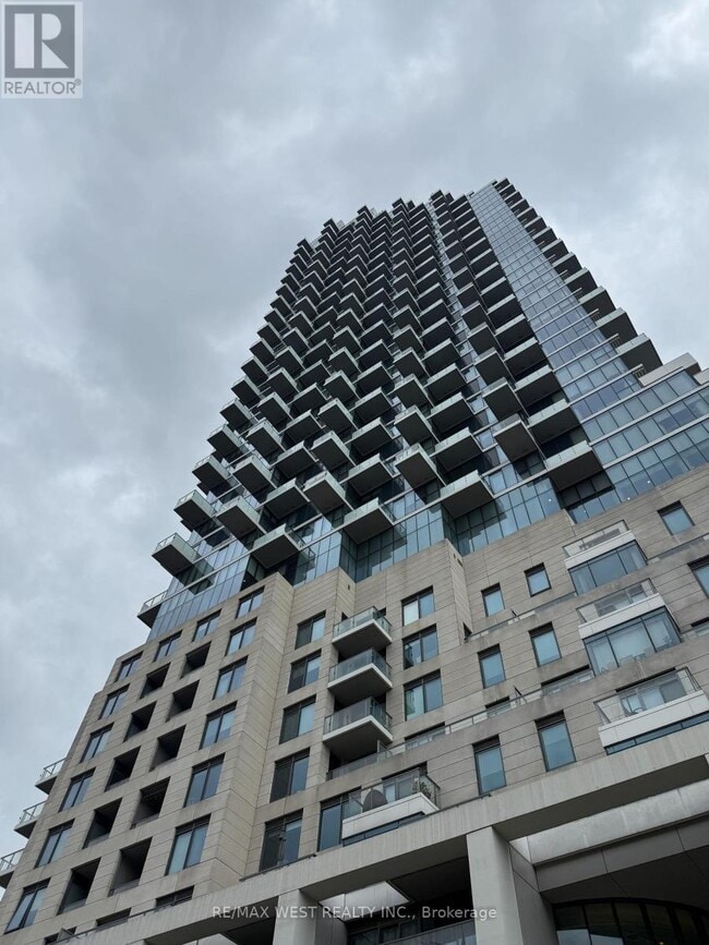 Building Photo - 16 Bonnycastle St