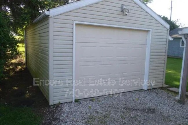 Building Photo - 684 Saratoga Ave