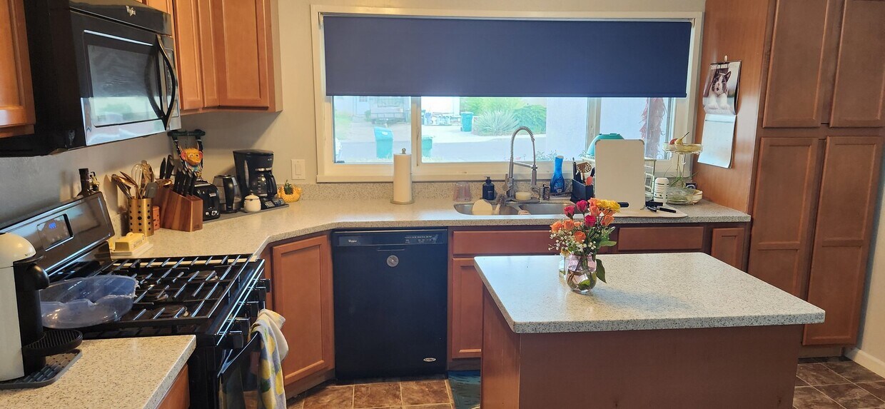 Foto del edificio - 1008 Zuni Dr