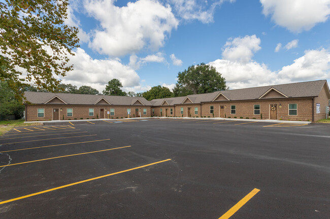 Building Photo - 1070 Madison St