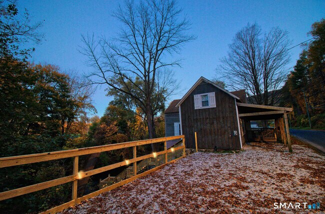 Foto del edificio - 15 Lower Rd