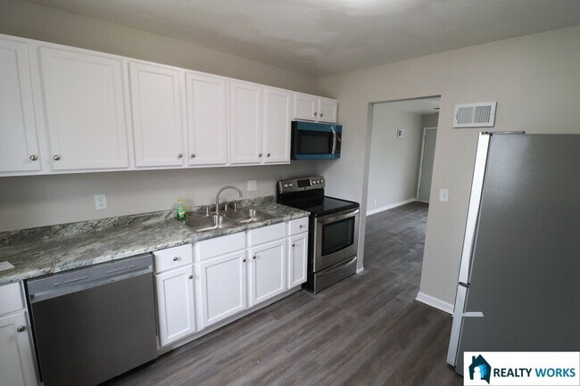 Foto del edificio - 827 N 29th St