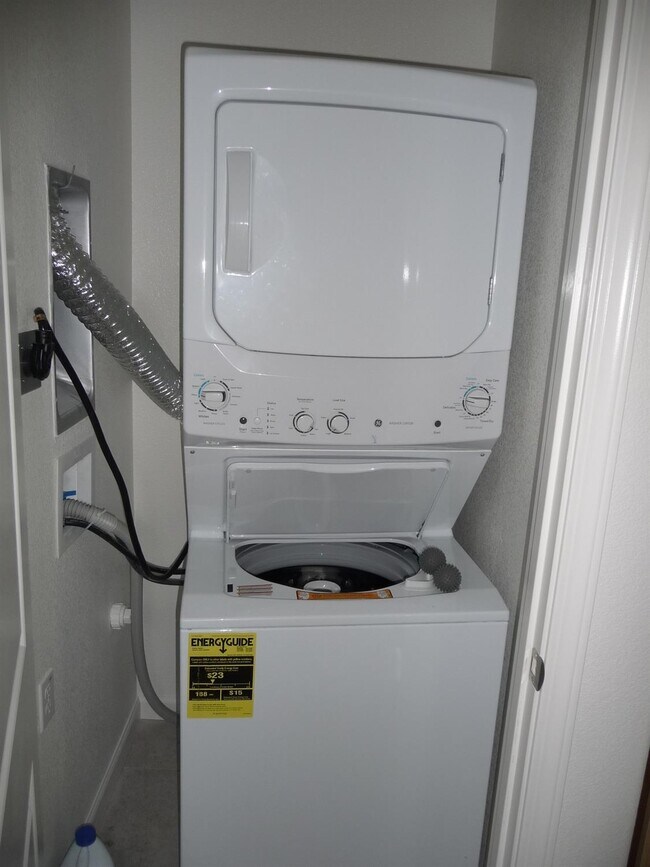 Foto del edificio - 12711 Thorntonhall Dr