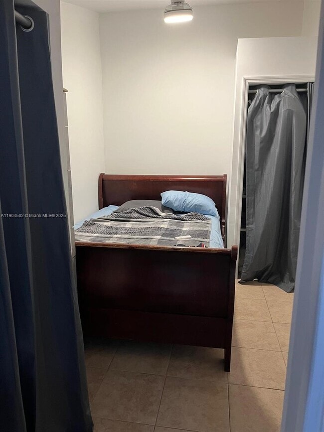 Building Photo - 4701 NW 6th Ave