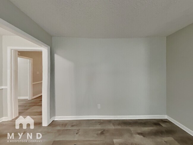 Foto del edificio - 2432 Kimbark Woods Cove