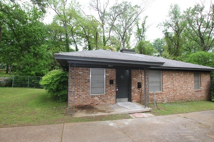 Primary Photo - 435 Hudson St