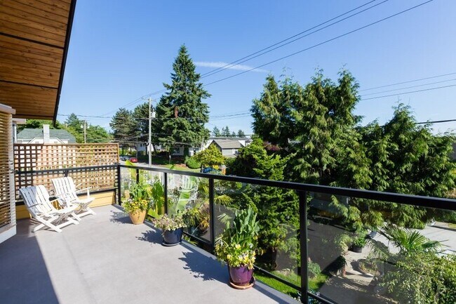 Photo du bâtiment - 140 Windsor Rd W