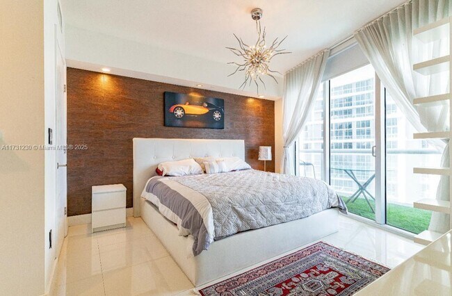 Foto del edificio - 495 Brickell Ave