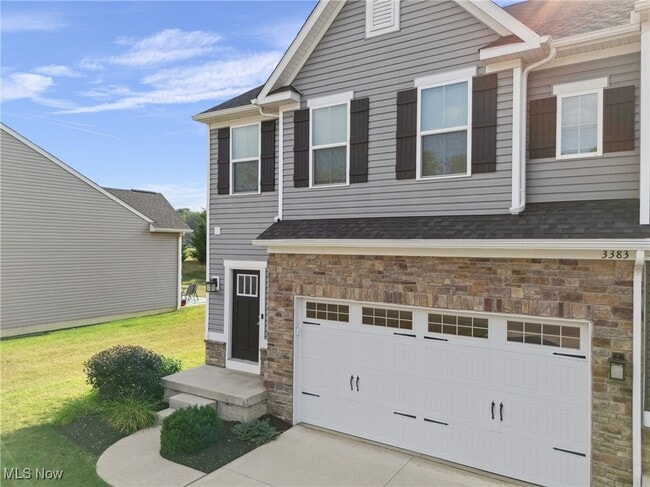 Building Photo - 3383 Jackson Park Dr