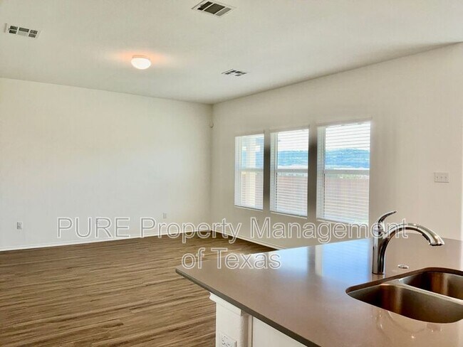 Foto del edificio - 22813 Agave Grove Dr