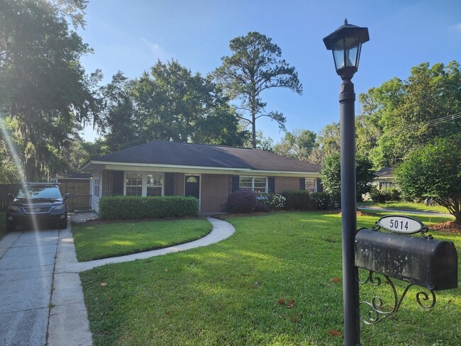 Building Photo - 5014 Spartan Dr
