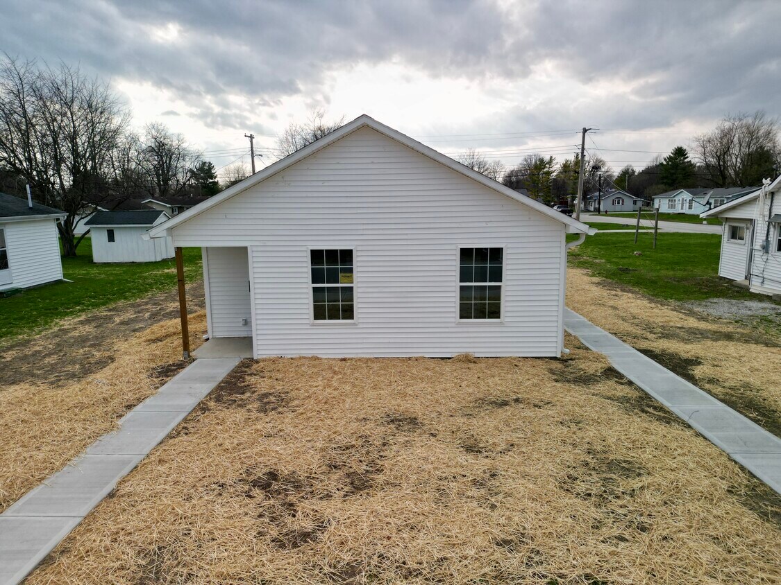 Foto del edificio - 836 Maple St