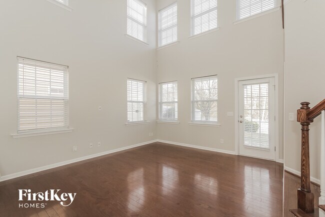 Building Photo - 2440 Sonoma Valley Dr