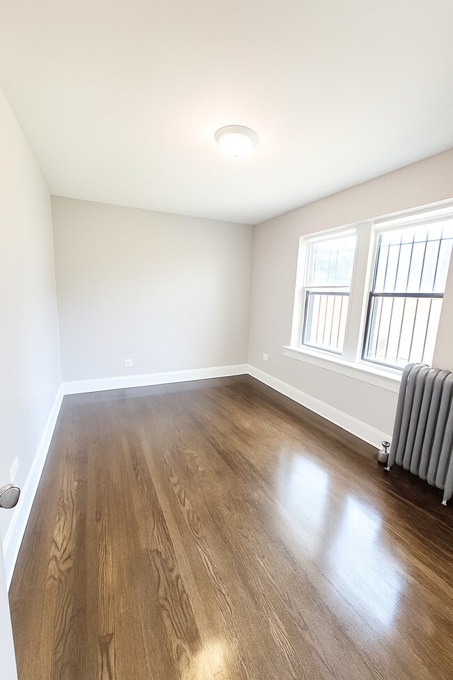 Building Photo - 7640 S Stewart Ave