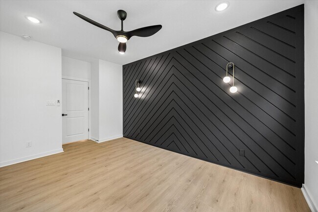 Building Photo - 8129 Safebuy St
